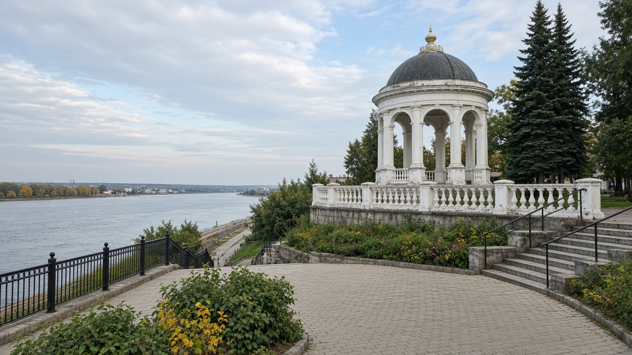 Volga Embankment in Yaroslavl — phone shot of the promenade, gazebos, and river view